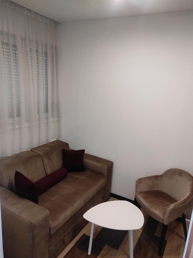 Prima Lux Apartments & Studio Ni Dış mekan fotoğraf