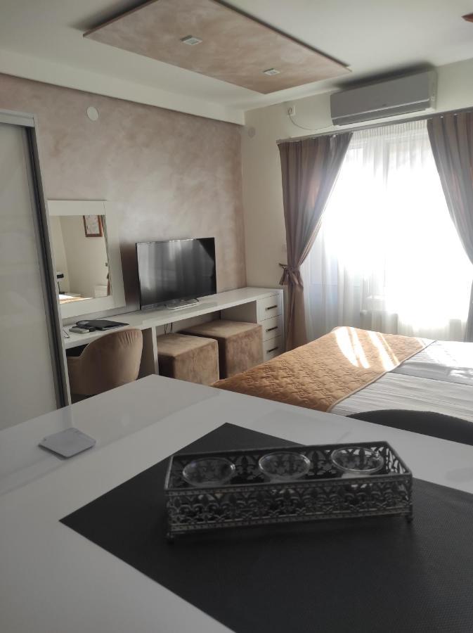 Prima Lux Apartments & Studio Ni Dış mekan fotoğraf