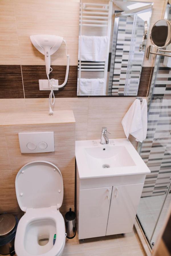 Prima Lux Apartments & Studio Ni Dış mekan fotoğraf