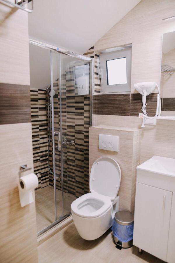 Prima Lux Apartments & Studio Ni Dış mekan fotoğraf