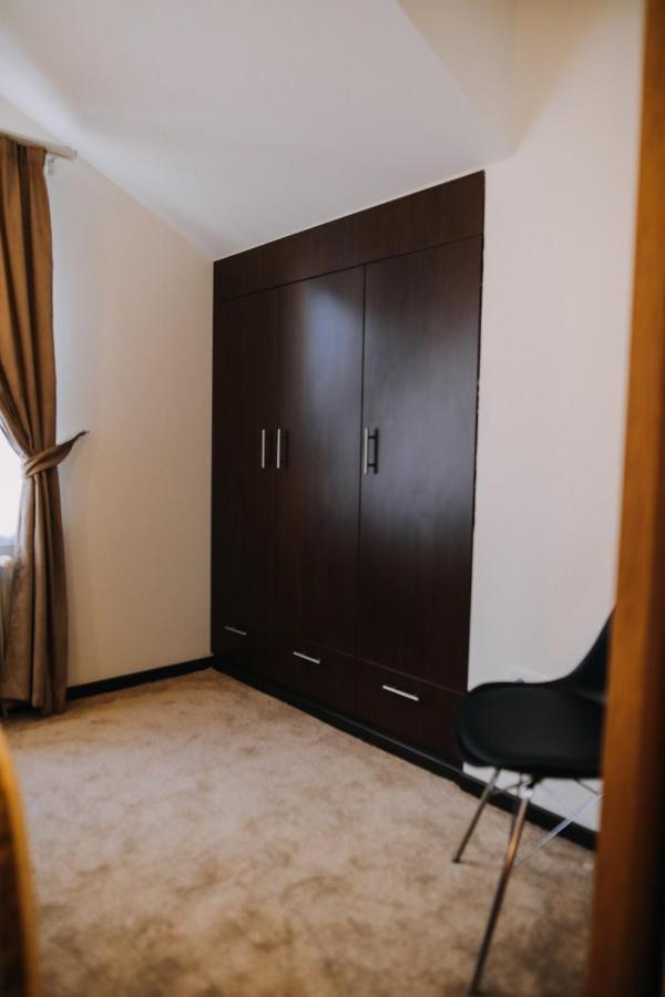 Prima Lux Apartments & Studio Ni Dış mekan fotoğraf